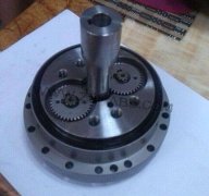 ABB機(jī)器人齒輪箱減速機(jī)漏油維修解決方法