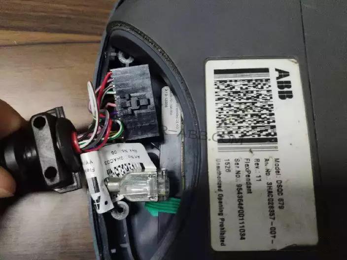 ABB�C����ʾ�����S�޲���^�̼����Q���E